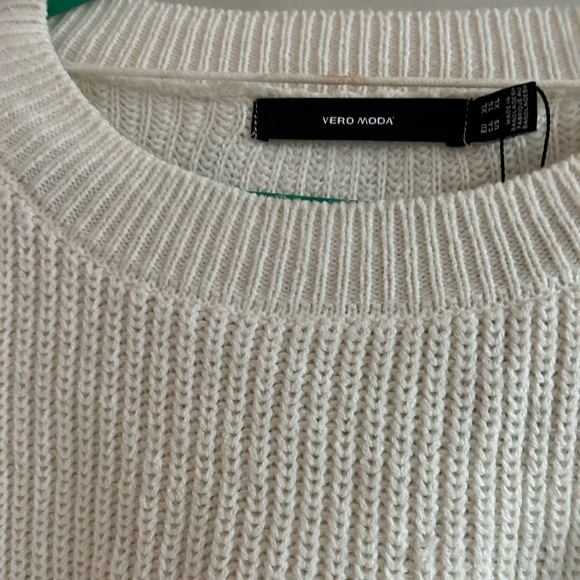 Vero Moda- Cropped, Bell Sleeve, Cream Sweater - Picture 10 of 12